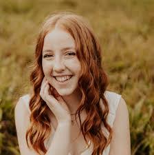 Vicky Neff's Instagram, Twitter & Facebook