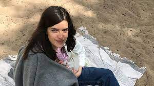 Marie nasemann (31) ist vor zwei wochen mutter geworden. Der Erste Milchstau Marie Nasemann Gibt Neues Baby Update Promiflash De