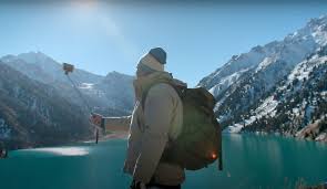 Sacha baron cohen, pamela anderson. Cea Mai BunÄ ReclamÄ Cum IÈi Face Kazahstanul Promovare TuristicÄ DupÄ Imaginile Cu Borat Filmate In Romania Divertisment Calatorii Eva Ro