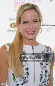 26 Robin Lathrop Stock Photos, High-Res Pictures, and Images