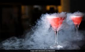 Liquid nitrogen is a form of the element nitrogen that's cold enough to exist in a liquid state and is used for many cooling and cryogenic applications. Nearly Half His Stomach Removed After Gurgaon Liquid Nitrogen Cocktail