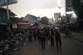 Pengumuman sscasn 2021 30 juni sampai dengan 14 juli 2021 Kerusuhan Driver Ojol Dan Debt Collector Pindah Ke Babarsari Massa Berlarian Bawa Senjata Harianjogja Com