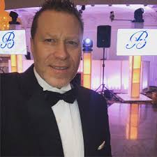 Join Dan's Live Show for Exciting Music and Entertainment