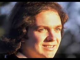 Biografia De Camilo Sesto Cantante Español Pin On Hijo De Camilo Sesto Revela Secretos De Su Padre