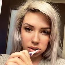 danielle blanton (@_danielleblanto)