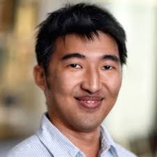 Miranda Baum (@shopandtwirl)