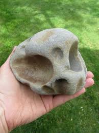 Holey Rock Beach Rocks With Holes Holy Rocks Beautiful Holy Beach Rock Ocean Holey Rock Holey Rock For Your Aquarium Beach Rocks African Cichlids Rock