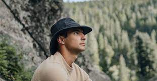 Tilley Hat Review The Best Hat For Men In 2021 The Manual Tilley Hat Best Hats For Men Hats