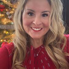 Where is the best place to get a Mani and Pedi in Greenville, OH?