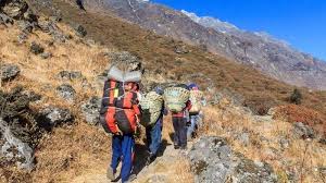 Apa sebenarnya pengertian logistik tersebut? 6 Jenis Porter Di Gunung Semeru Pengertian Tugas Dan Fungsinya Beban Maksimal Yang Dibawa 20 Kg Halaman 2 Surya Malang