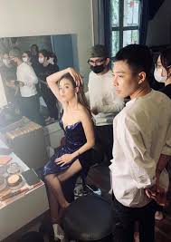 Phan minh lộc là chuyên gia trang điểm tài ba, từng họa mặt cho nhiều nghệ sĩ nổi tiếng. Jnhti2smkjo1rm