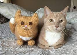 vyazanaya igrushka kot spicami knitted animals crochet cat pattern teddy bear knitting pattern