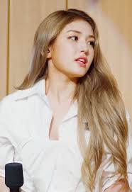 May 18, 2021 · 전소미, '루이비통' 앰버서더 발탁 주의 ! Jeon So Mi Wikipedia