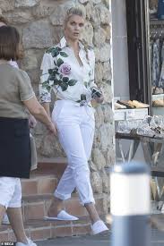 Lady kitty spencer und michael lewis. Lady Kitty Spencer Stuns In A Chic Rose Embellished Shirt In Marbella Kitty Spencer Embellished Shirt Classy Summer Outfits