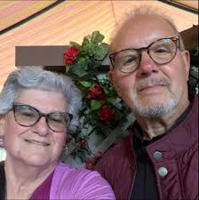 Hello. My name is Gary Casella and am looking for any information about  family who live in Lodi.....descendants of Anna Deflora Polito....who was  my grandmother's first cousin, from Piaggine, Italy (Salerno). My