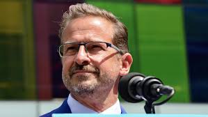 Que devrait lire Yves-François Blanchet?