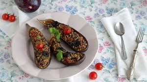 Salate le fette e lasciatele per almeno 20 minuti a riposare, in modo da eliminare l'acqua di vegetazione. Ricette Vegan Con Melanzane Le Mie Ricette Light Veloci E Sfiziose Ricettevegolose