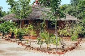 Un arbre fruitier est toujours très apprécié dans un jardin. Jardin D Arbres Fruitiers Et De Plantes Medicinales Picture Of La Source Aux Lamantins Fimela Tripadvisor