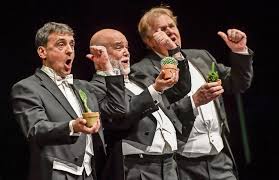 Selb: Tenöre bringen Glück ins Theater