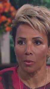 Kelly Holm's Instagram, Twitter & Facebook