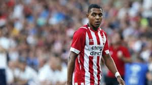 Ajax have confirmed on their official website that malen will move to the emirates stadium side and are. Ik Snap Dat Ajax Baalde Van Mijn Vertrek Want Ik Ben Een Goede Speler