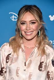 The biggest thing to know here is that fans will there was a lizzie mcguire virtual table read not too long ago. Hilary Duff Opens Up About Disney Shutting Down Lizzie Mcguire Reboot