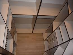 дизайн комнаты 12 кв м с диваном и шкафом купе Garderobnye Komnaty Dizajn Garderobnoj Komnaty Foto Garderobnye Malenkij Shkaf Nebolshie Garderobnye