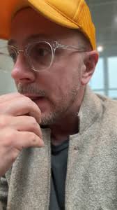 Steve Burns' Hilarious Blue's Clues Secret: Recording The Planets Song at  Salt Lake FanX 2022