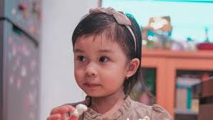 Diidap Anak Chelsea Olivia dan Glenn Alinskie, Apa Itu Rabun Dekat?