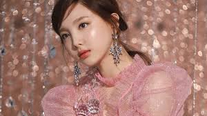 Nayeon Of Twice Approached By Stalker On Plane Who Claims He Was Attacked By K Pop Idol S Managers Temukan pin ini dan lainnya di nayeon twice oleh yxex. nayeon of twice approached by stalker