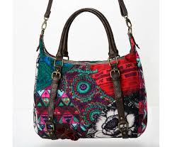 Durante l'ultima settimana della moda di new york ha sfilato la nuova collezione di abbigliamento desigual 2016 autunno inverno in cui non. Catalogo Borse Desigual Autunno Inverno 2015 2016