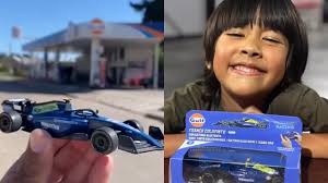 Se quedaron atrapados en un auto durante una crecida del rio