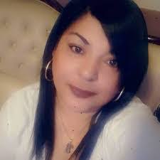 Amanda Lozoya's Instagram, Twitter & Facebook