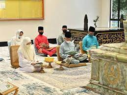 Others with a similar name. Agong Permaisuri Ziarah Pusara Almarhum Sultan Ahmad Shah