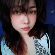 How can i make frnds in Genshin impact🥺🥺