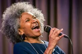 Sydney Ellis und ihre Midnight Preachers im Ella & Louis