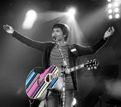 Klu ade komen, jgn malu jgn sgan emel aku kt proguitarist_91@yahoo.com.my. Aizat Amdan Wikipedia