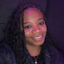 Stacey Mcculloch's Instagram, Twitter & Facebook