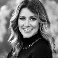 Lisa Frandsen's Instagram, Twitter & Facebook