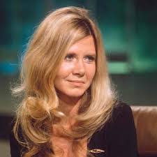 Shauna Newman's Instagram, Twitter & Facebook