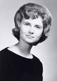 Claudia Tidwell's Instagram, Twitter & Facebook