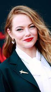 Эмма стоун очень классная в главной роли. Cruella Emma Stone Headlines Hollywood S First Major Premiere Since The Pandemic Vanity Fair