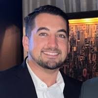 Roger Tomas's Instagram, Twitter & Facebook