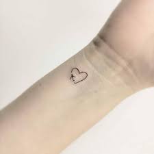 Janeymaus motiv tattoos von tattoo bewertungde. 1001 Wunderschone Und Bezaubernde Ideen Fur Kleines Herz Tattoo
