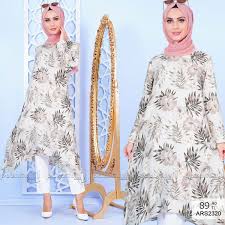 Ic Gostermeyen Yazlik Kumas Yapisina Sahip Olan Tunik Bej Renklidir Tunik Oval Kesim Etek Ucuna Sahip Olup Cepsiz Ve Dugmesiz Modeldir Cic Tunik Triko Giyim