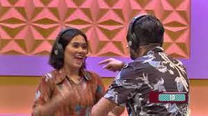 Memenangi zalora style awards 2016 bagi kategori female style star. Musical Charades Gempak Habis Adik Beradik Ain Edruce Ni Youtube