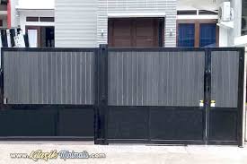 Check spelling or type a new query. 22 Contoh Model Pagar Rumah Minimalis Besi Dan Kayu Terbaru Klasik Minimalis