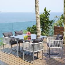 Salon de jardin en aluminium > bar de jardin avec 4 chaises galicia (bronze) sur jardindeco.com. Table De Jardin Avec 4 Chaises En Resine L 107 Swann Maisons Du Monde