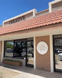 Amber curling some hair!!