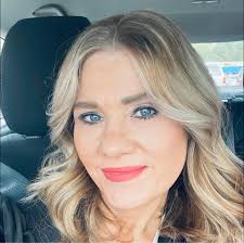 Lisa claims she paid her former roommate, Jeremy, a $1,100 security  deposit, but the landlords never saw it!